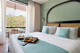 Mademoiselle Boutique Hotel & Cafe