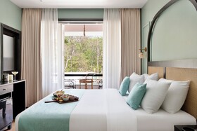 Mademoiselle Boutique Hotel & Cafe