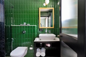 Mademoiselle Boutique Hotel & Cafe