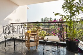 Mademoiselle Boutique Hotel & Cafe