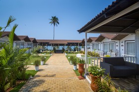 Stone Wood Beach Resort & SPA