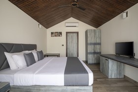 Stone Wood Beach Resort & SPA