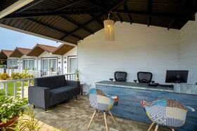 Stone Wood Beach Resort & SPA