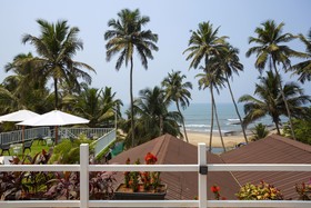 Stone Wood Beach Resort & SPA