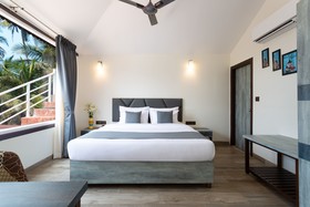 Stone Wood Beach Resort & SPA