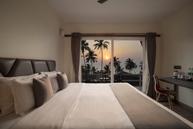 Stone Wood Beach Resort & SPA