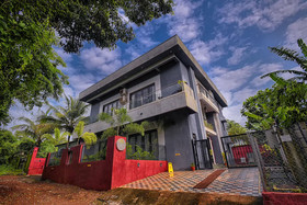 The Sonnet Villa