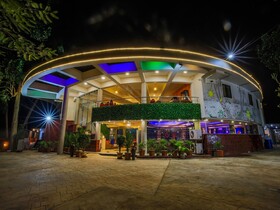 The Center Court Resort And Spa