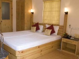 Varca Le Palms Beach Resort