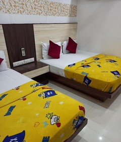 Goroomgo Apsara Guest House Ahmedabad