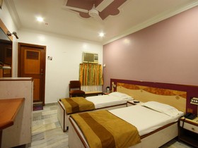 Hotel Good Night
