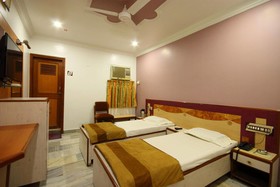 Hotel Good Night