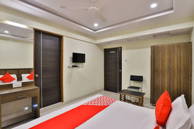 Radhe Residency by OYO Rooms