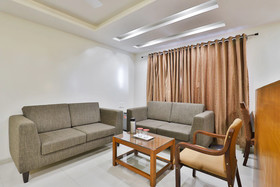 Hotel Comfort by OYO Rooms