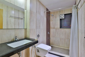 Patel Ni Motel By OYO Rooms