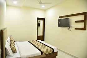 Eco Inn Hotel