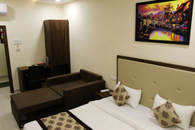 Eco Inn Hotel