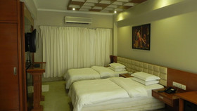Hotel Aram