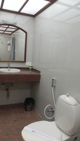 Hotel Aram