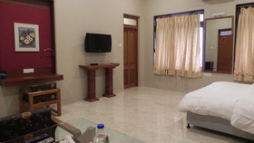 Hotel Aram