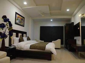 The Sky Comfort - Hotel Jamnagar Residency