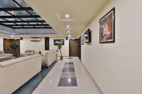 The Sky Comfort - Hotel Jamnagar Residency