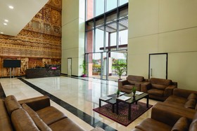 Ramada Encore by Wyndham Statue of Unity