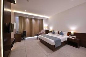Clubhouse Hotel Morbi