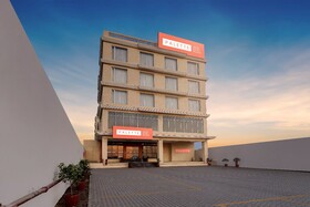 Clubhouse Hotel Morbi