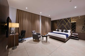 Clubhouse Hotel Morbi