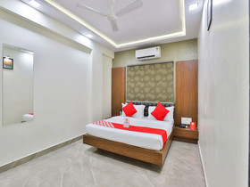 Hotel Saineel by OYO Rooms