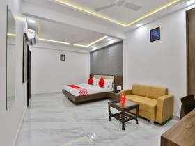 Hotel Saineel by OYO Rooms