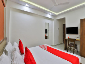 Hotel Saineel by OYO Rooms