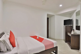 Hotel Amity By OYO Rooms