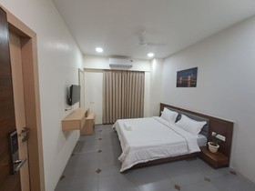 Hotel Atithi by OYO