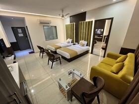 Hotel Grand Darshan