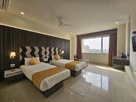 Hotel Grand Darshan