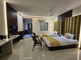 Hotel Grand Darshan