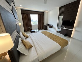 Hotel Grand Darshan