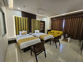 Hotel Grand Darshan