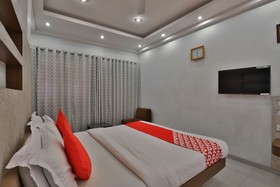 Hotel Harmony by OYO Rooms