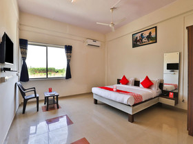 Hotel Pyramid By OYO Rooms