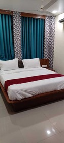 Hotel Red Rose