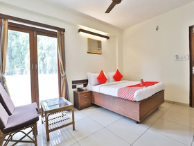 Hotel Royal
