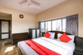 Hotel Royal Retreat by OYO Rooms