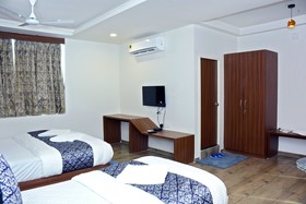 Hotel Royal Wings