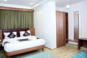 Hotel Royal Wings