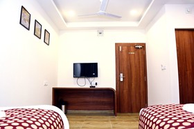 Hotel Royal Wings