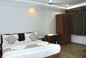Hotel Royal Wings