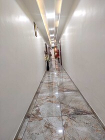 Hotel R R One